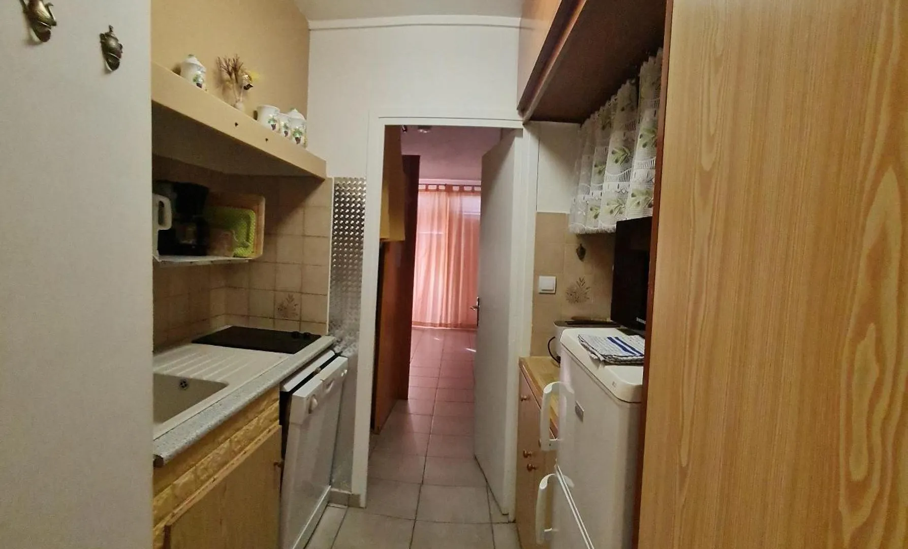 Saint-Étienne-en-DévoluyAppt Pied Pistes Et Centre Station Superdevoluy Chez Locasoleilアパートメント フランス